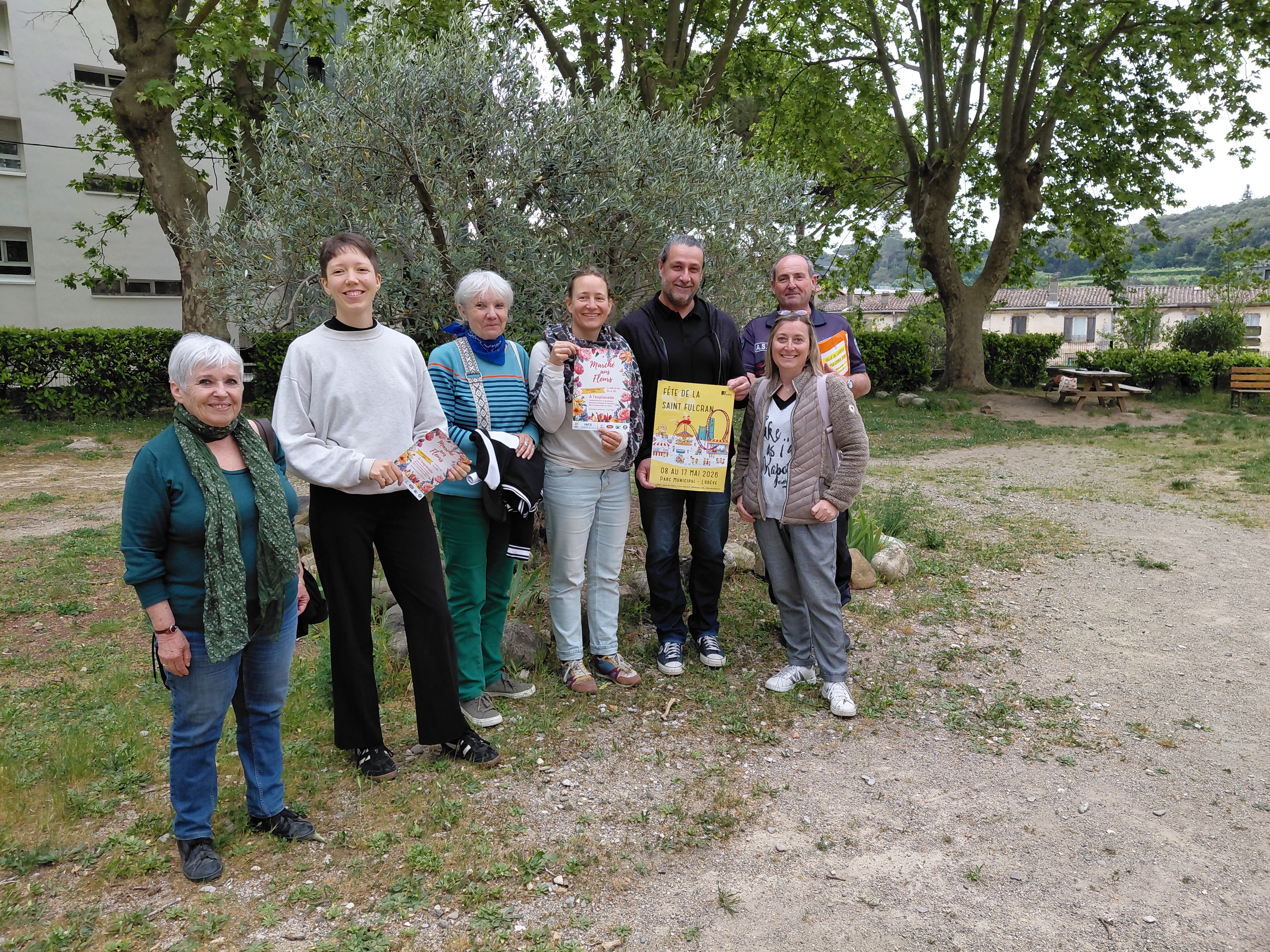 marche-aux-fleurs-et-saint-fulcran-arrivent-a-lodeve