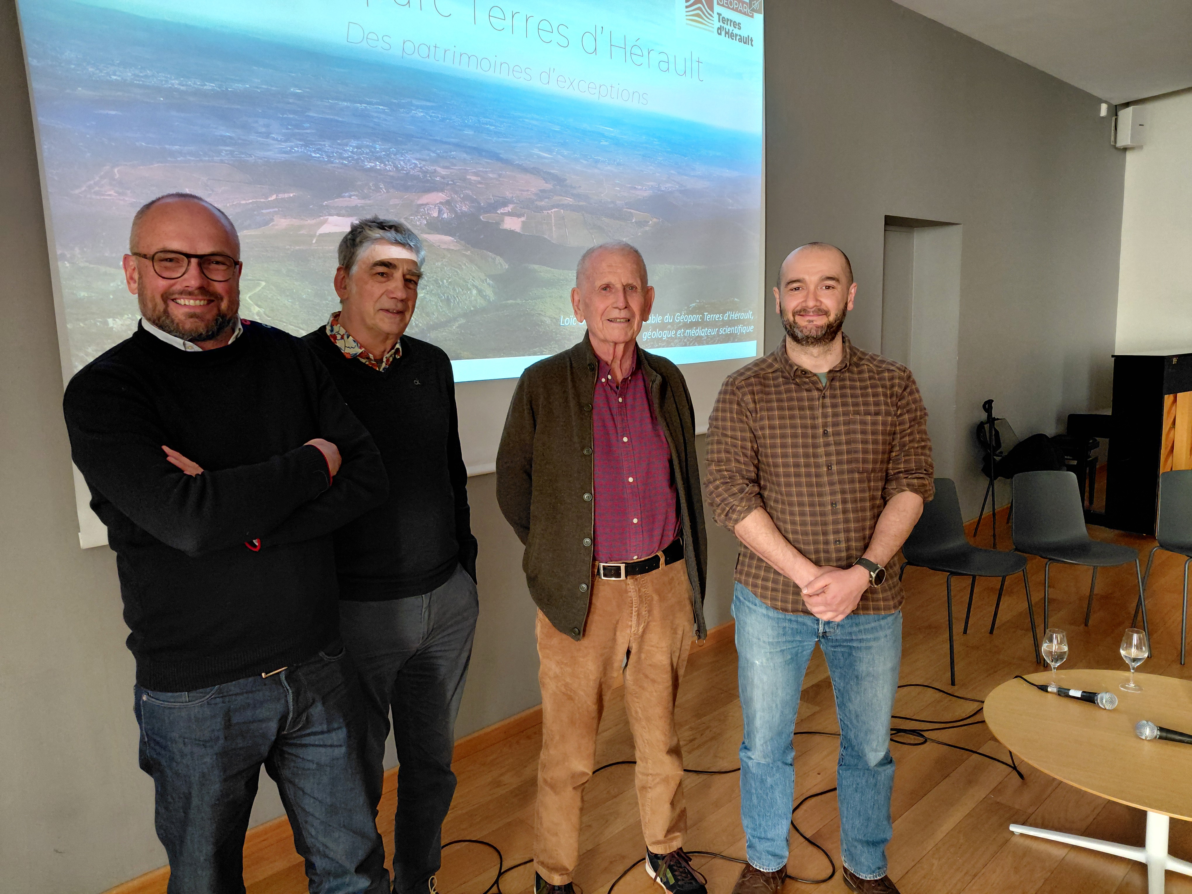 les-terrasses-du-larzac-parlent-geologie-avec-l-auteur-jean-claude-bousquet