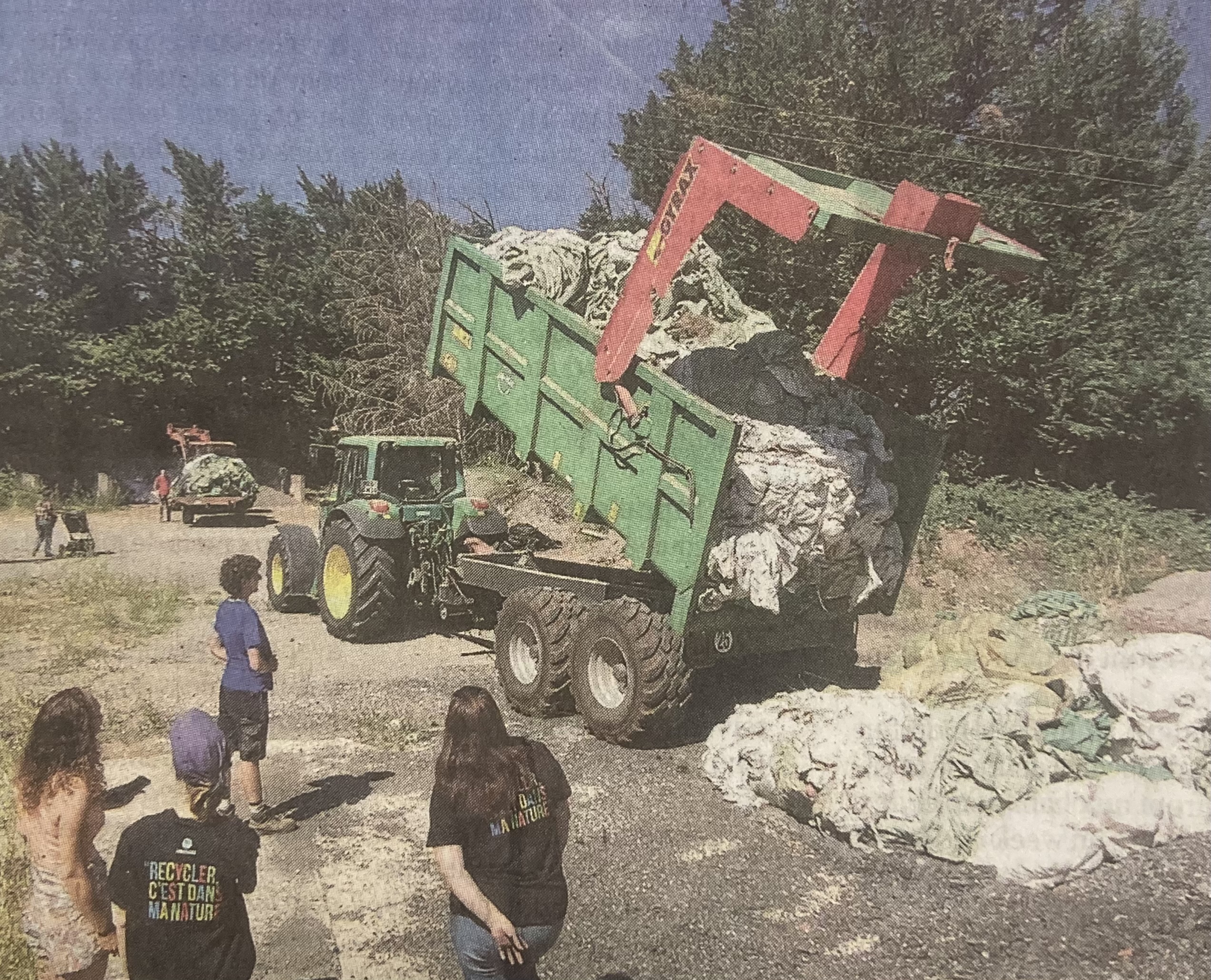 collecte-des-dechets-plastiques-agriculteurs-avec-la-ccll