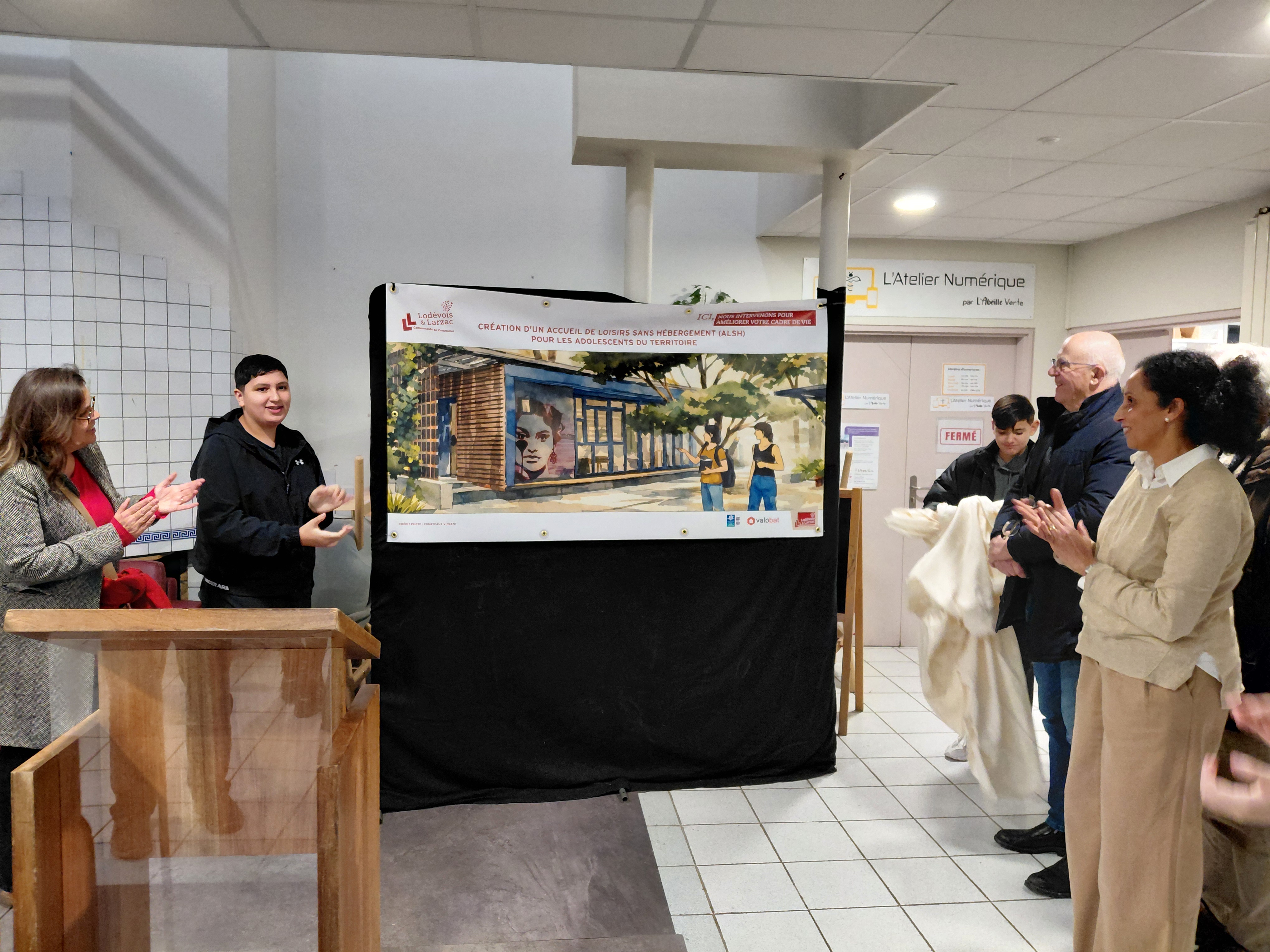 LA PREMIÈRE PIERRE DE L'ALSH ADO POSÉE A LUTEVA LA PREMIÈRE PIERRE DE L'ALSH ADO POSÉE A LUTEVA