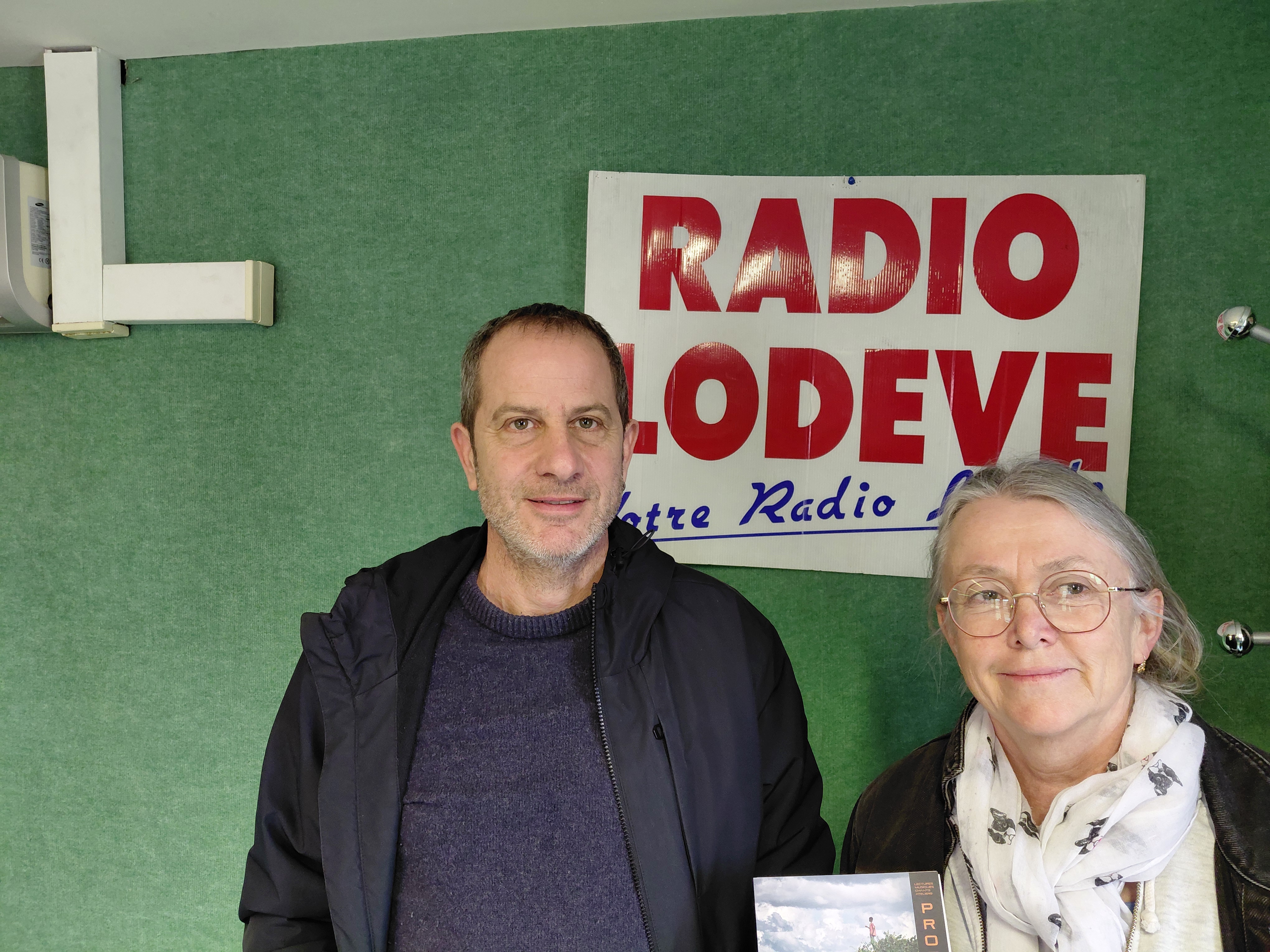 LE PRINTEMPS DES POETES EN LODEVOIS ET LARZAC S'INVITE EN ITINÉRANCE LE PRINTEMPS DES POETES EN LODEVOIS ET LARZAC S'INVITE EN ITINÉRANCE