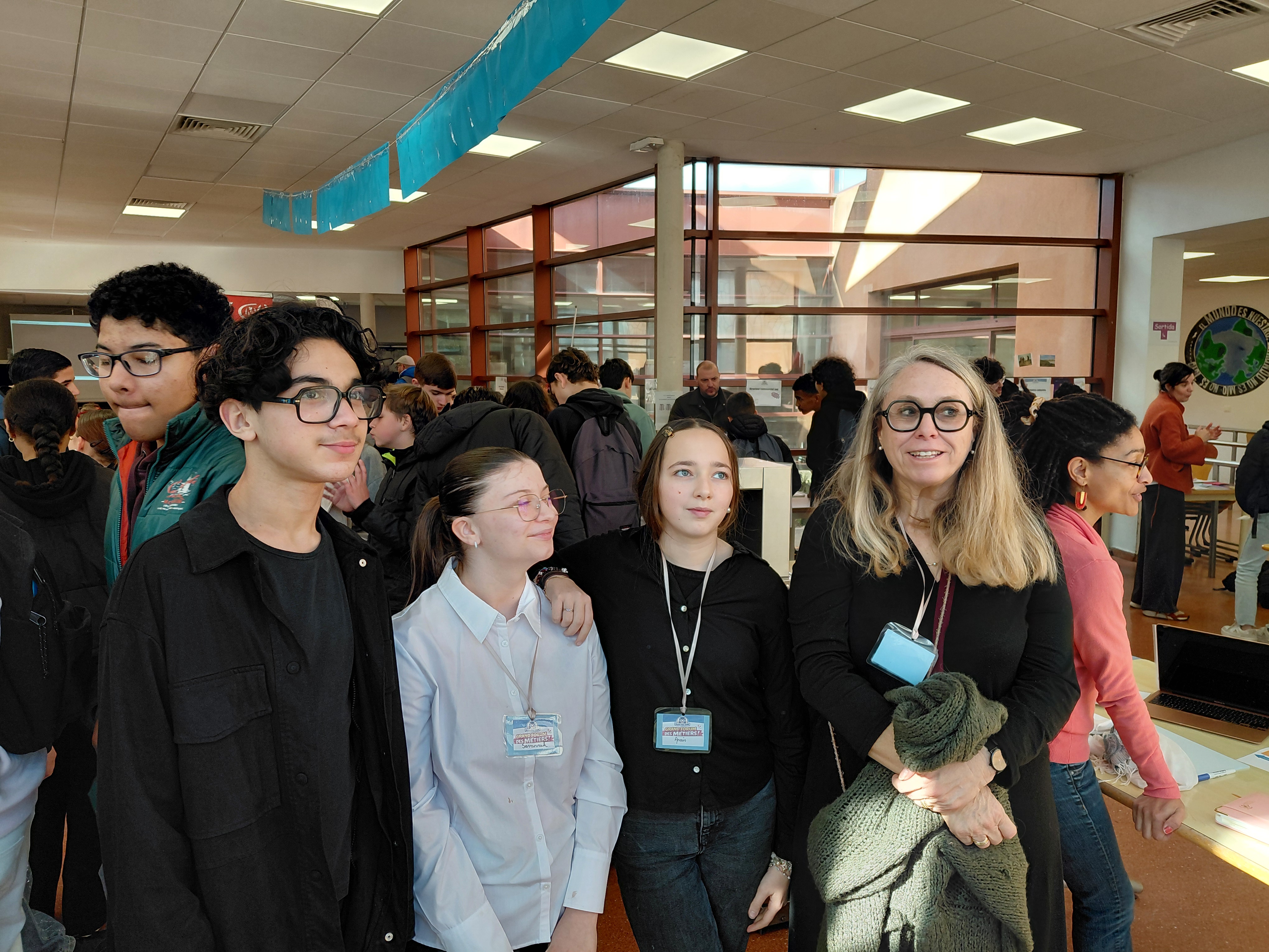 FORUM DE L'EMPLOI AU COLLEGE DE LODEVE FORUM DE L'EMPLOI AU COLLEGE DE LODEVE