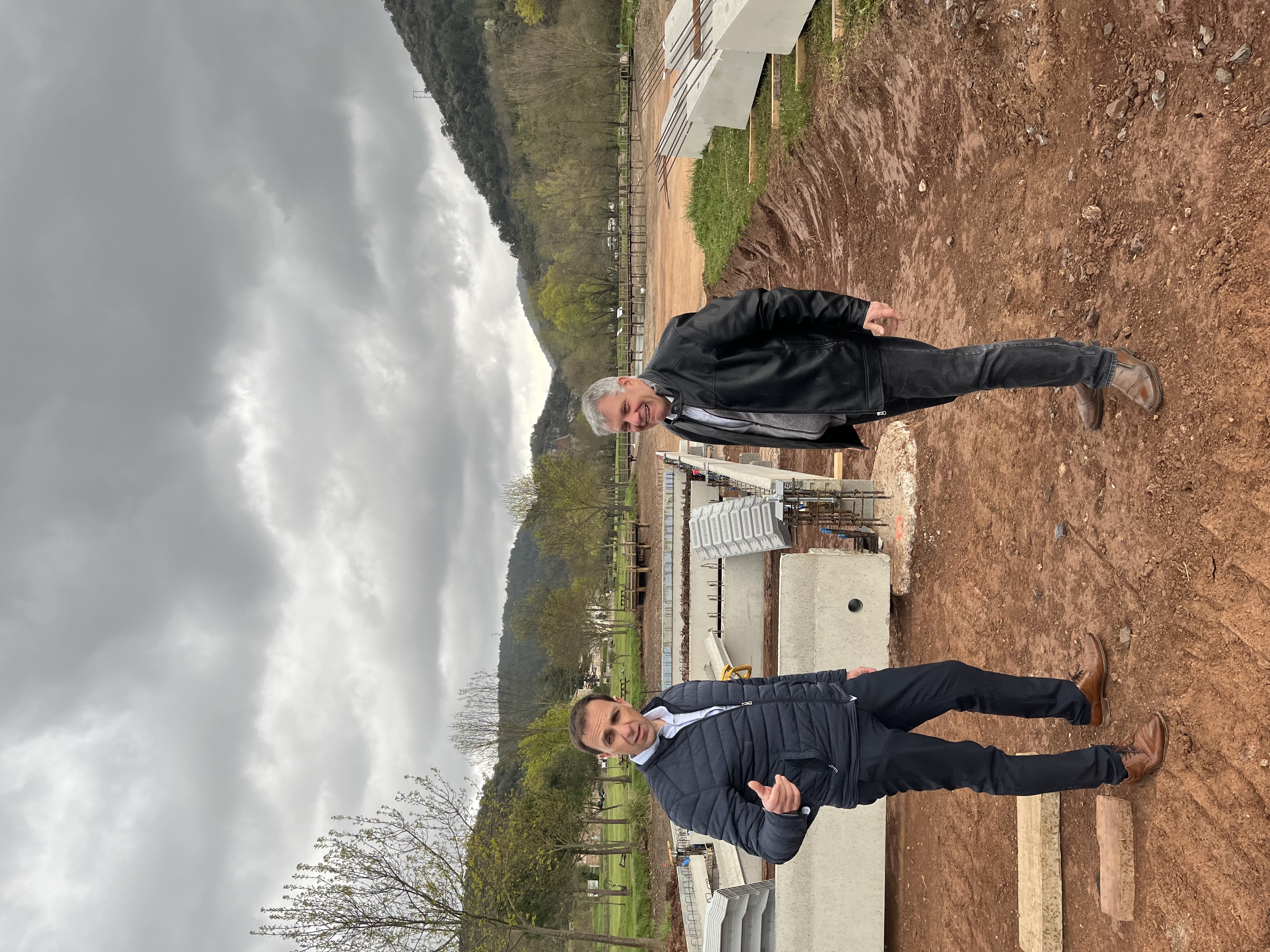 TRAVAUX À LA BASE DE LOISIRS DE LA PRADE À LUNAS LES CHÂTEAUX